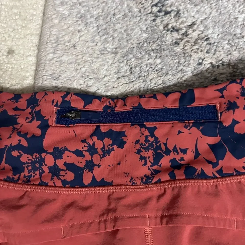Lululemon‎ Run Times Short II Sz 6 - Picture 11 of 13
